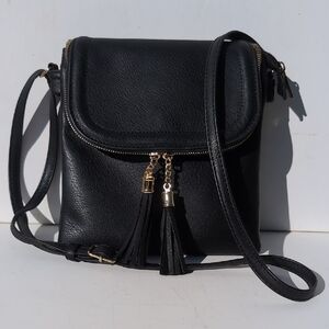 Black Leather Crossbody Bag Size 9+10